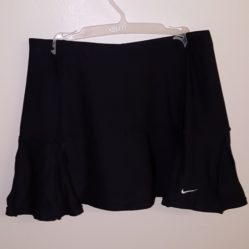 Nike Tennis Skirt w shorts Black Fit Dry - Size XS